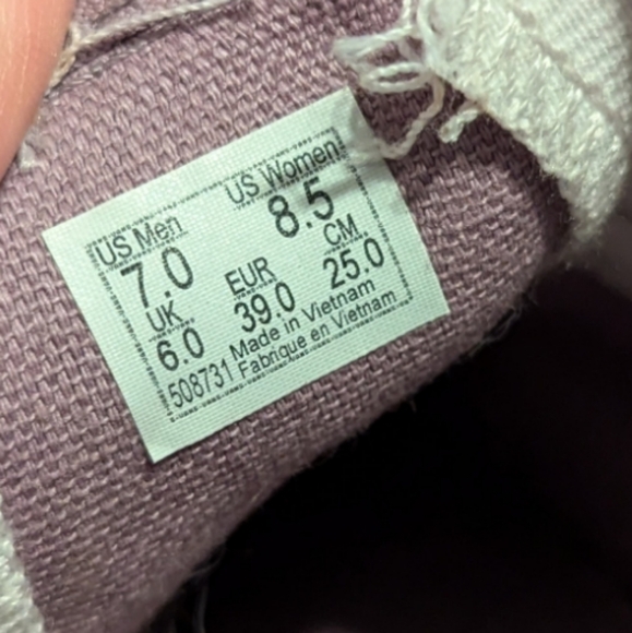 Vans EU39 Lilac Suede Sneakers - Picture 7 of 8